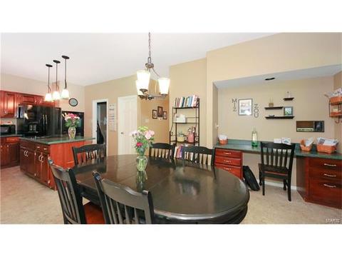 14 Timber Ridge Estates Ct, Ballwin, MO 63011 photo 16