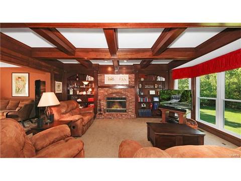 14 Timber Ridge Estates Ct, Ballwin, MO 63011 photo 8