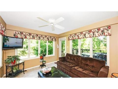 14 Timber Ridge Estates Ct, Ballwin, MO 63011 photo 18