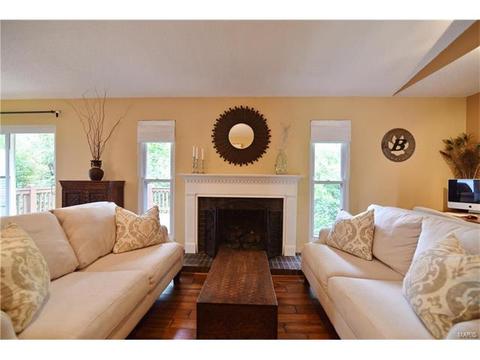 513 Treetop Trail Dr, Ballwin, MO 63021 photo 9