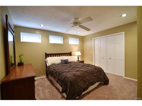 513 Treetop Trail Dr, Ballwin, MO 63021 photo 33