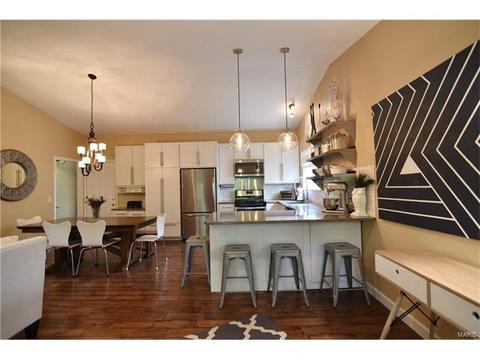 513 Treetop Trail Dr, Ballwin, MO 63021 photo 7