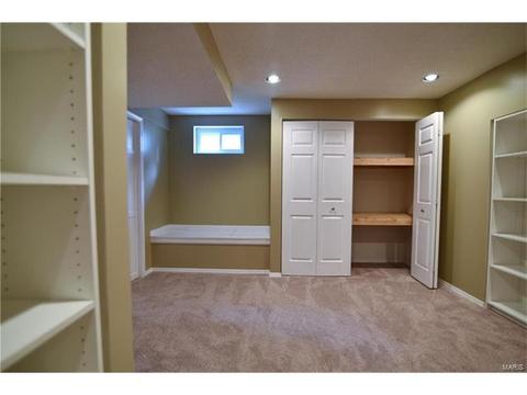513 Treetop Trail Dr, Ballwin, MO 63021 photo 30
