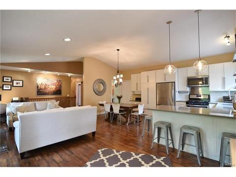 513 Treetop Trail Dr, Ballwin, MO 63021 photo 8