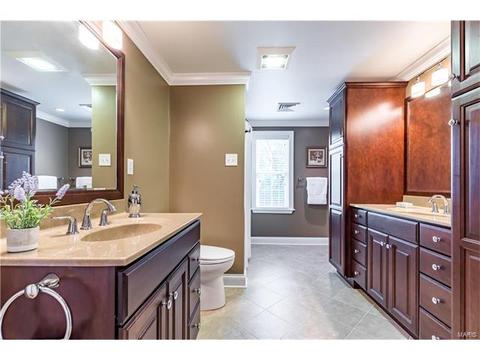 10906 Conway Rd, Saint Louis, MO 63131 photo 25