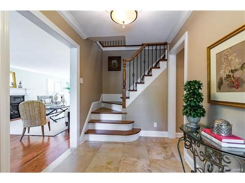 10906 Conway Rd, Saint Louis, MO 63131 photo 5