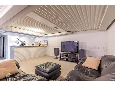 10906 Conway Rd, Saint Louis, MO 63131 photo 32