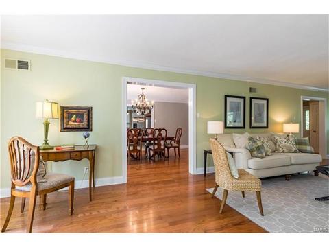10906 Conway Rd, Saint Louis, MO 63131 photo 10
