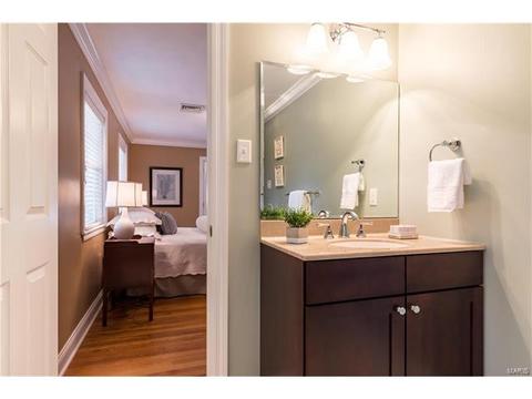 10906 Conway Rd, Saint Louis, MO 63131 photo 30