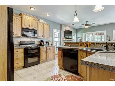1512 Mammoth Dr, O'fallon, MO 63366 photo 13