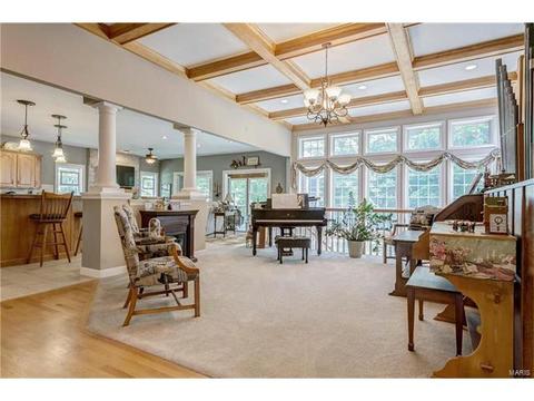 1512 Mammoth Dr, O'fallon, MO 63366 photo 3