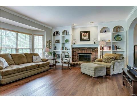 632 Loehr Estates Dr, Ballwin, MO 63021 photo 11