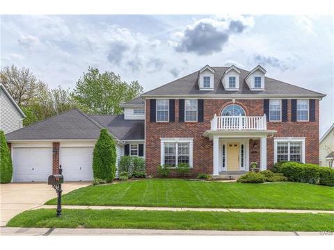 632 Loehr Estates Dr, Ballwin, MO 63021 photo 1