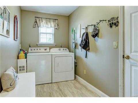 632 Loehr Estates Dr, Ballwin, MO 63021 photo 21