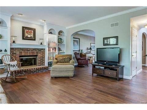 632 Loehr Estates Dr, Ballwin, MO 63021 photo 12