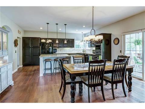 632 Loehr Estates Dr, Ballwin, MO 63021 photo 15