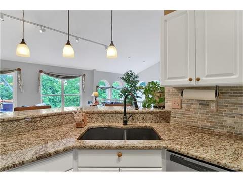 665 Meramec View Dr, Eureka, MO 63025 photo 10