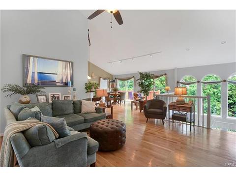 665 Meramec View Dr, Eureka, MO 63025 photo 6