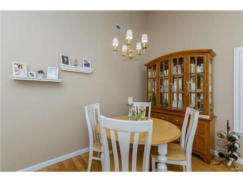 35 Timber Oaks Trl, O'fallon, MO 63368 photo 9