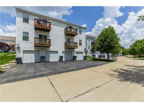 35 Timber Oaks Trl, O'fallon, MO 63368 photo 2