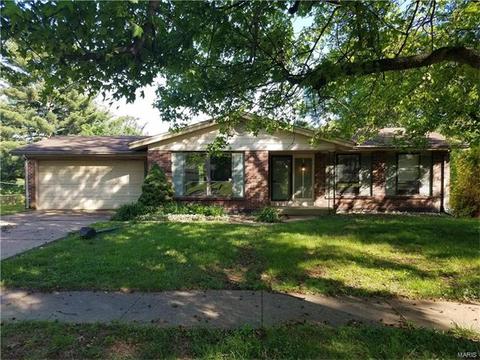 628 Sandy Oak Dr, Ballwin, MO 63021 photo 1