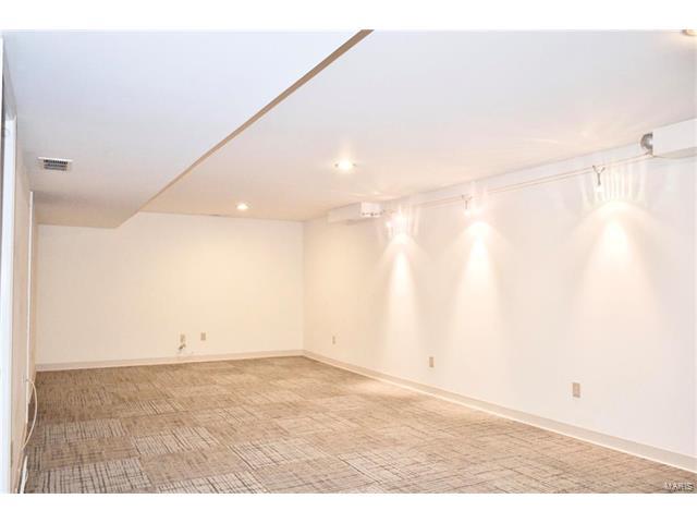  7028 W Park Ave, Saint Louis, MO 63117 photo 12