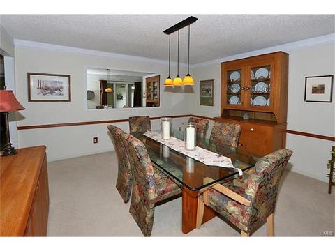 1724 Tralee Ln, Ballwin, MO 63021 photo 14