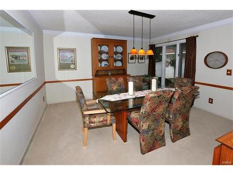 1724 Tralee Ln, Ballwin, MO 63021 photo 15