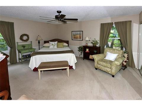1724 Tralee Ln, Ballwin, MO 63021 photo 16
