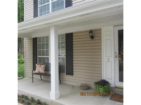 742 Carman Woods, Ballwin, MO 63021 photo 2