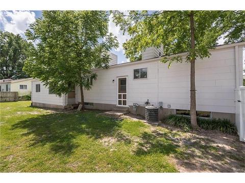 914 Saint Bernard Dr, O'fallon, MO 63366 photo 21