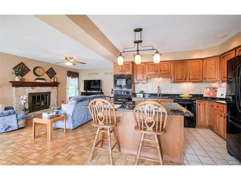 744 Woodrun Dr, Ballwin, MO 63021 photo 14