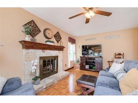 744 Woodrun Dr, Ballwin, MO 63021 photo 22