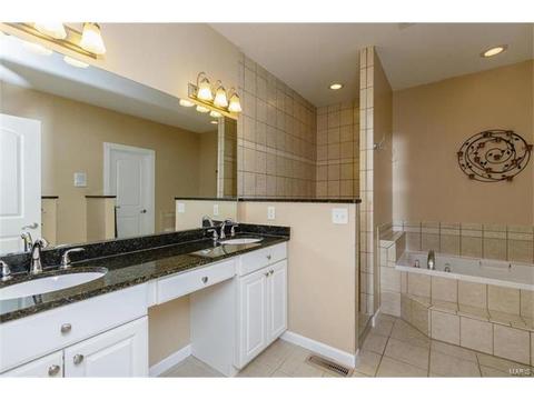 844 Nancy Ln, Weldon Spring, MO 63304 photo 16