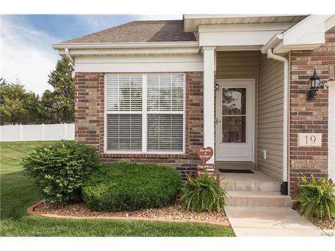 19 Belmonte Ct, O'fallon, MO 63368 photo 2