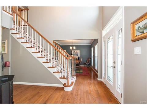 452 Bluff Meadow Dr, Ellisville, MO 63021 photo 3