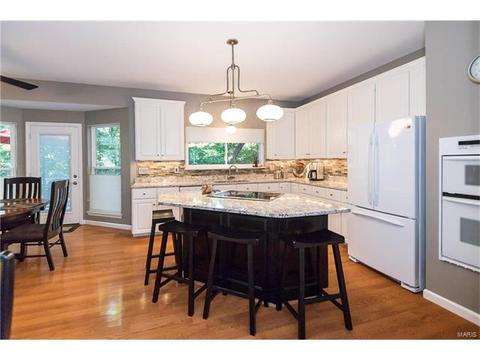 452 Bluff Meadow Dr, Ellisville, MO 63021 photo 12