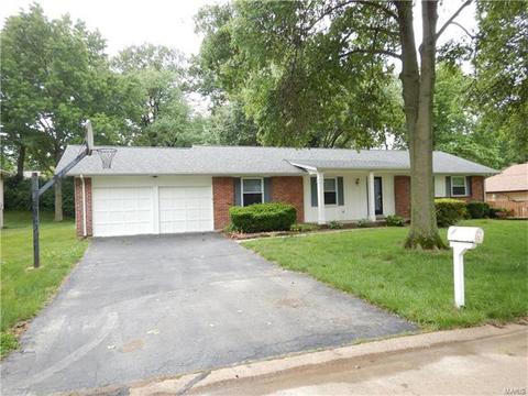 338 Jamboree Dr, Ballwin, MO 63021 photo 2