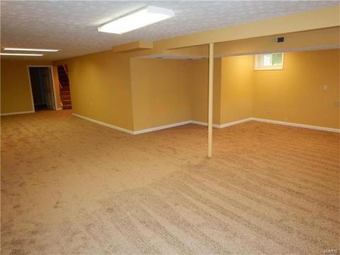338 Jamboree Dr, Ballwin, MO 63021 photo 14