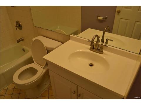 4286 Eiffel Dr, Saint Louis, MO 63125 photo 19