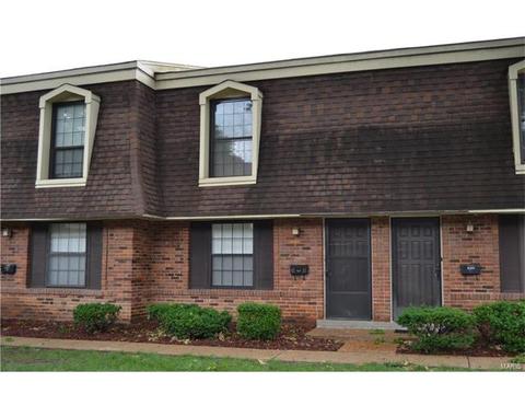 4286 Eiffel Dr, Saint Louis, MO 63125 photo 2