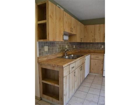 4286 Eiffel Dr, Saint Louis, MO 63125 photo 11