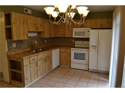 4286 Eiffel Dr, Saint Louis, MO 63125 photo 10