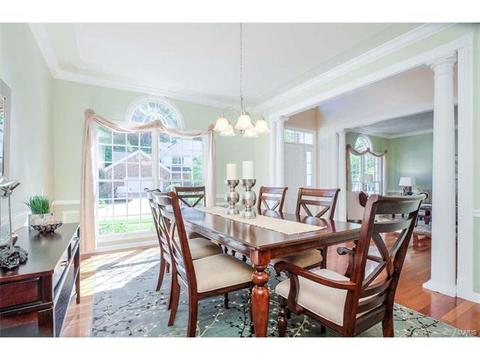 927 Castle Pines Dr, Ballwin, MO 63021 photo 11
