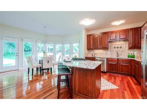 927 Castle Pines Dr, Ballwin, MO 63021 photo 31