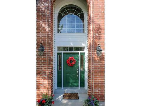 927 Castle Pines Dr, Ballwin, MO 63021 photo 4