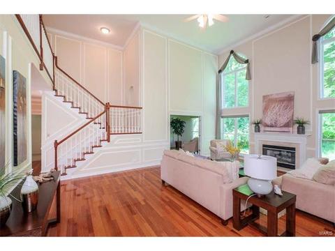 927 Castle Pines Dr, Ballwin, MO 63021 photo 13