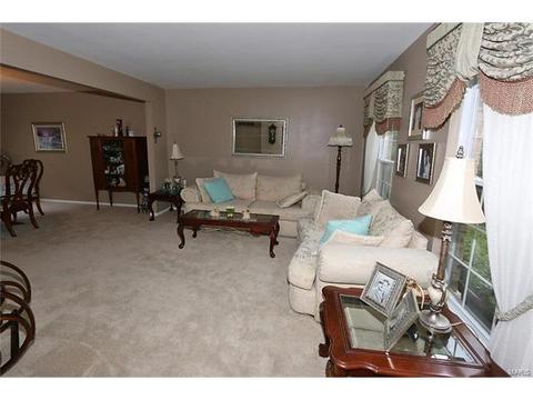 856 Autumn Grove Dr, O'fallon, MO 63366 photo 5
