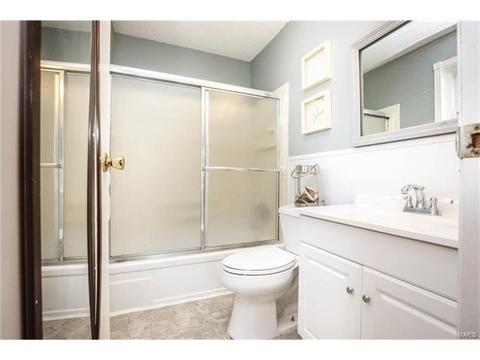 213 Windcliffe Dr, Ballwin, MO 63021 photo 21