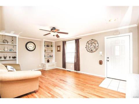 213 Windcliffe Dr, Ballwin, MO 63021 photo 9